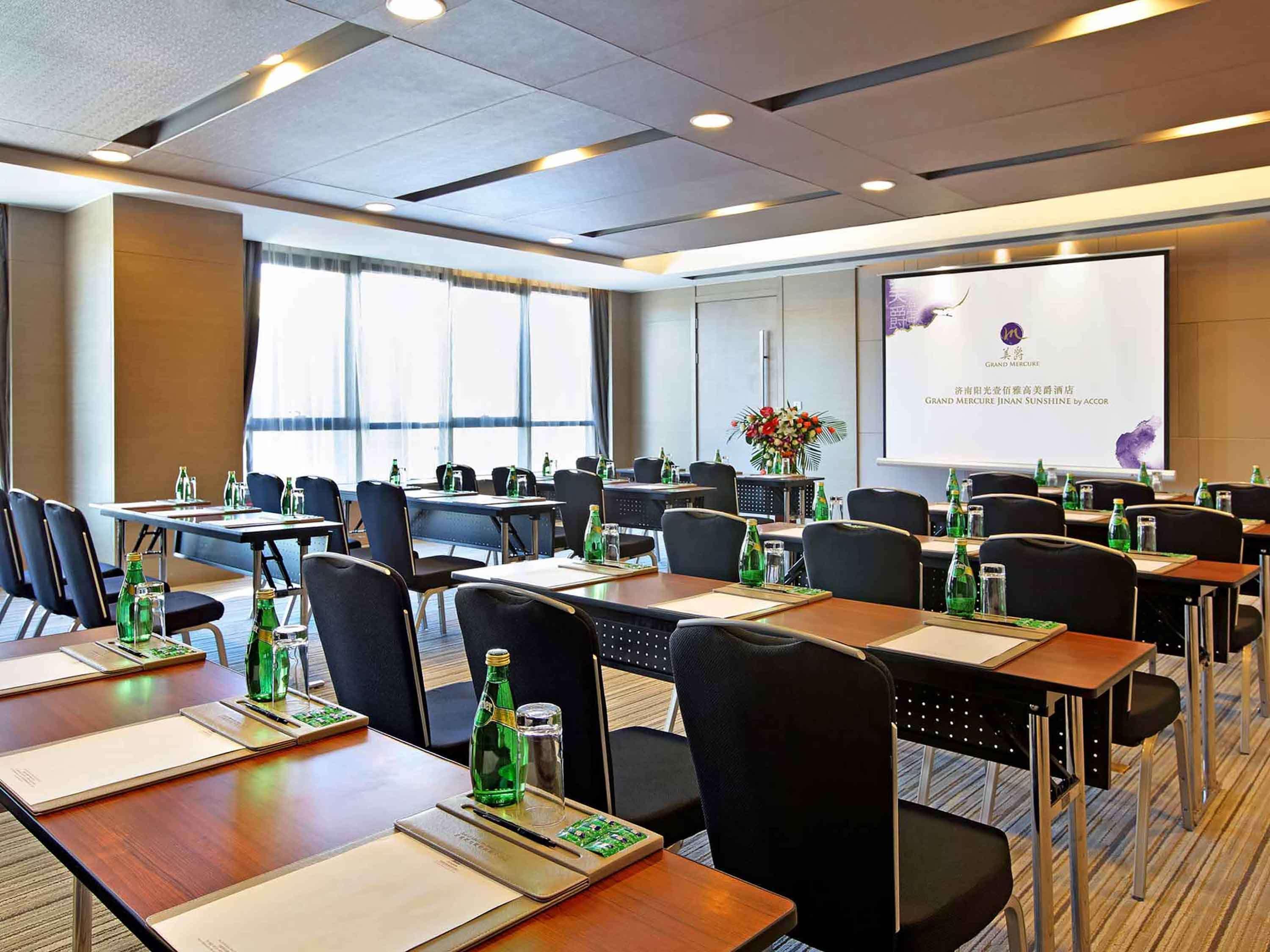 Grand Mercure Jinan Sunshine Bagian luar foto